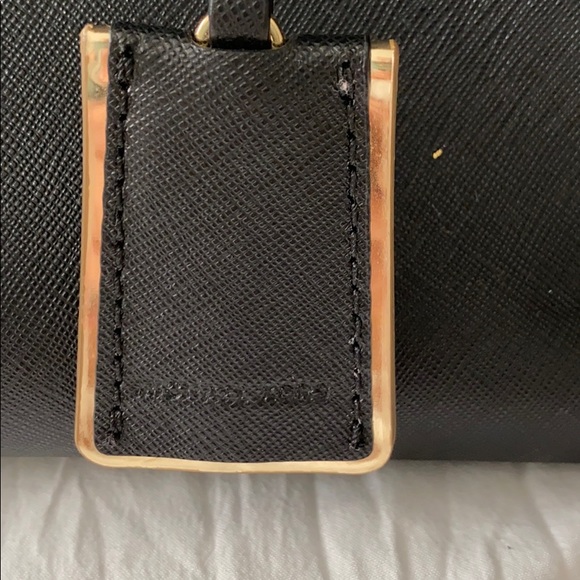 Black and Gold Michael Kors Chain Tote - Picture 3 of 7